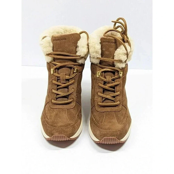Michael Kors Women's Liv Wedge Booties Dark Caramel Suede Size 9.5 M (MSRP $250) - Picture 4 of 9